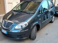 Usata Lancia Musa 95 CV (69 kW) 2012 Grigio Monovolume