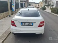Usata Mercedes C220 170 CV (125 kW) 2012 Bianco Coupé