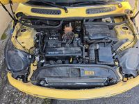 Usata Mini Cooper 116 CV (85 kW) 2003 Giallo Utilitaria