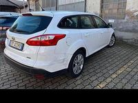 Usata Ford Focus 115 CV (84 kW) 2012 Bianco Station wagon
