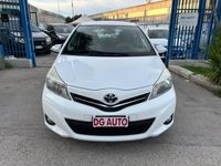 usata Toyota Yaris 1.4 Diesel 90 cavalli 2011 navi retro