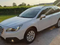 Usata Subaru Outback Style 150 CV (110 kW) 2017 Bianco Station wagon
