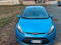 Usata Ford Fiesta Titanium 71 CV (52 kW) 2011 Blu/azzurro Utilitaria