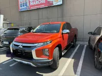 Usata Mitsubishi L200 150 CV (110 kW) 2019 Arancione Pick-up