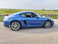 Usata Porsche 718 Cayman 300 CV (220 kW) 2018 Blu Coupé