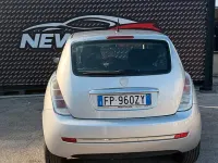 Usata Lancia Ypsilon 75 CV (55 kW) 2009 Grigio Utilitaria