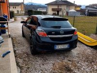 Usata Opel Astra GTC 101 CV (74 kW) 2006 Nero Berlina