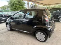 Usado Citroën C1 68 CV (50 kW) 2012 Negro Utilitario