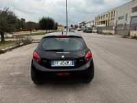 Usata Peugeot 208 75 CV (55 kW) 2016 Nero Utilitaria