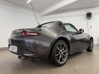 Usata Mazda MX5 Inclusive 160 CV (117 kW) 2018 Grigio Cabrio