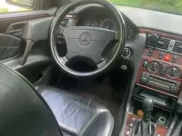 Usata Peugeot 208 Active 68 CV (50 kW) 2013 Marrone Utilitaria