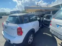 Usata Mini Cooper D 111 CV (81 kW) 2015 Bianco Utilitaria