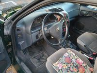 Usata Alfa Romeo 146 103 CV (75 kW) 2000 Verde Utilitaria