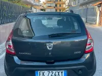Usata Dacia Sandero Stepway 90 CV (66 kW) 2012 Grigio Berlina