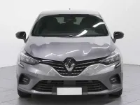 Usata Renault Clio Techno 145 CV (106 kW) 2023 Grigio Utilitaria