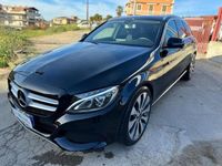 Usata Mercedes C200 160 CV (117 kW) 2018 Nero Station wagon