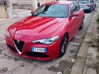 Usata Alfa Romeo Giulia 150 CV (110 kW) 2016 Rosso Berlina