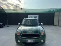 Usata Mini Countryman Business 90 CV (66 kW) 2015 Verde SUV