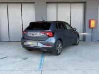 Usata VW Polo R-line 95 CV (69 kW) 2023 Grigio Utilitaria