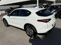 Usata Alfa Romeo Stelvio Executive 190 CV (139 kW) 2018 Bianco SUV