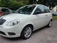 Usata Lancia Ypsilon S 75 CV (55 kW) 2012 Bianco Utilitaria