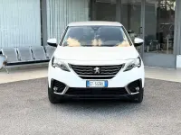 Usata Peugeot 5008 S 131 CV (96 kW) 2019 Bianco SUV