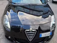 Usata Alfa Romeo Giulietta Exclusive 140 CV (102 kW) 2011 Nero Utilitaria