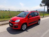 Usata Fiat Panda Lounge 69 CV (50 kW) 2017 Rosso Utilitaria
