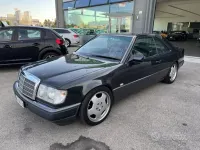 Usata Mercedes 320 220 CV (161 kW) 1992 Nero Coupé