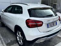Usata Mercedes GLA180 109 CV (80 kW) 2018 Bianco SUV