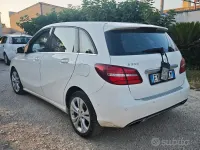 Usata Mercedes B200 Executive 136 CV (100 kW) 2015 Bianco Utilitaria