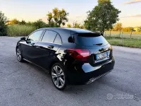 Usata Mercedes A180 109 CV (80 kW) 2015 Nero Utilitaria