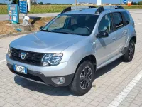 Usata Dacia Duster Ambiance 109 CV (80 kW) 2016 Grigio SUV