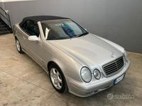 Usata Mercedes CLK320 Elegance 218 CV (160 kW) 2000 Grigio Cabrio