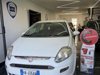 Usata Fiat Punto Street 77 CV (56 kW) 2014 Bianco Utilitaria