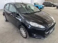 Usata Ford Fiesta Titanium 60 CV (44 kW) 2017 Bluazzurro Utilitaria