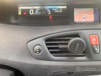 Usata Renault Scenic E-Tech 130 CV (95 kW) 2010 Grigio Monovolume