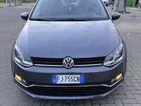 Usata VW Polo Comfortline 75 CV (55 kW) 2017 Grigio Berlina