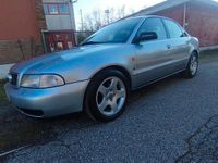 Usata Audi A4 180 CV (132 kW) 1997 Grigio Berlina
