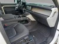 Usata Land Rover Defender S 240 CV (176 kW) 2020 Fuji white SUV
