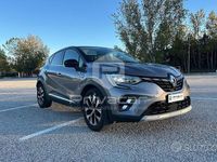 Usata Renault Captur Techno 100 CV (73 kW) 2023 Grigio SUV