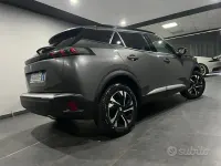 Usata Peugeot 2008 Allure 131 CV (96 kW) 2022 Grigio SUV