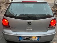 Usata VW Polo 54 CV (39 kW) 2005 Grigio Berlina