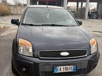 Usata Ford Fusion 68 CV (50 kW) 2009 Utilitaria