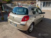 Usata Renault Clio II 85 CV (62 kW) 2007 Marrone Berlina