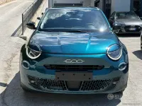 Usata Fiat 600 Icon 136 CV (100 kW) 2025 Bluazzurro SUV