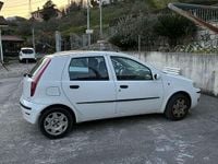 Usata Fiat Punto 86 CV (63 kW) 2004 Utilitaria