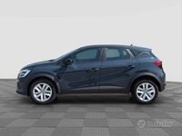 Usata Renault Captur Equilibre 101 CV (74 kW) 2023 Blu SUV