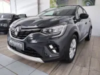Usata Renault Captur Intens 92 CV (67 kW) 2022 Bluazzurro SUV