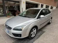 Usata Ford Focus 90 CV (66 kW) 2006 Grigio Berlina